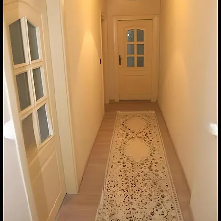 Erden Apartment *